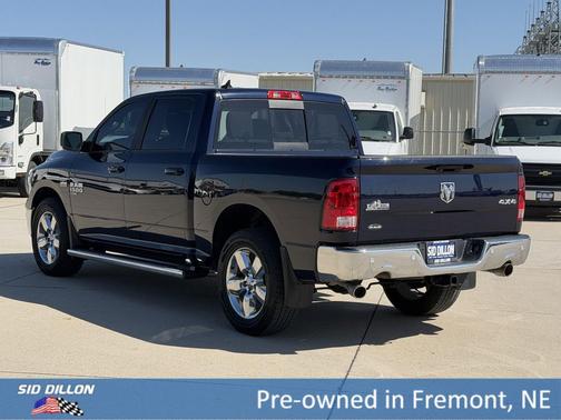True Blue Pearlcoat 2019 RAM 1500 Big Horn