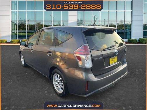 Magnetic Gray Metallic 2017 Toyota Prius v Three