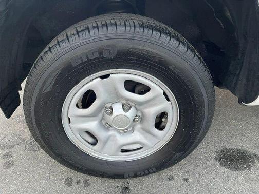 Super White 2014 Toyota Tacoma Base