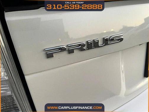 Blizzard Pearl 2010 Toyota Prius III