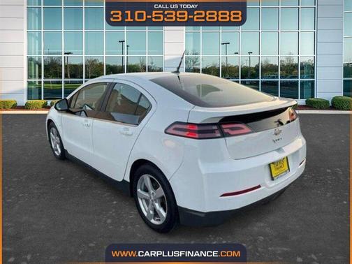 Summit White 2013 Chevrolet Volt Base