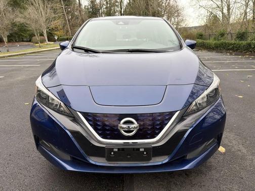 2020 Nissan Leaf SV 4dr Hatchback