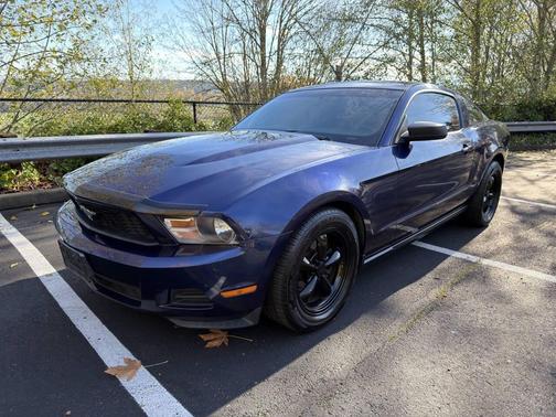2010 Ford Mustang Premium