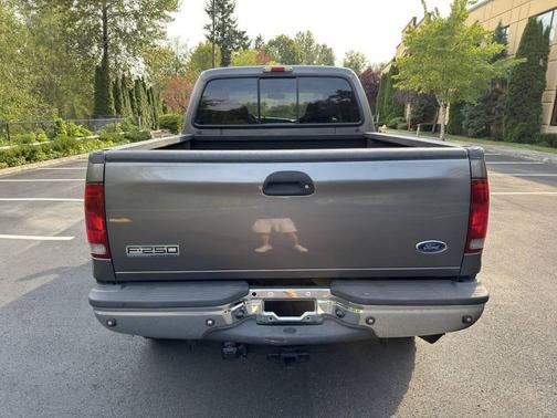 2006 Ford F-250 Lariat