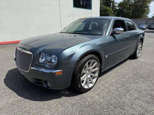 2005 Chrysler 300C Base