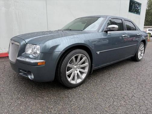 2005 Chrysler 300C Base