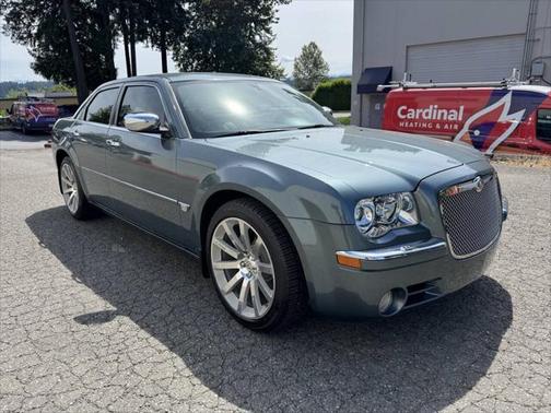 2005 Chrysler 300C Base
