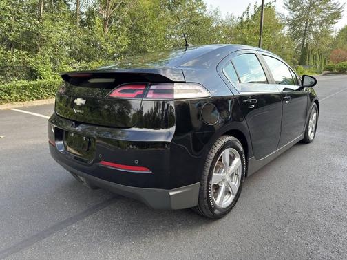 2012 Chevrolet Volt Base
