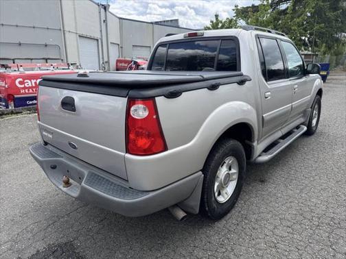2002 Ford Explorer Sport Trac Base