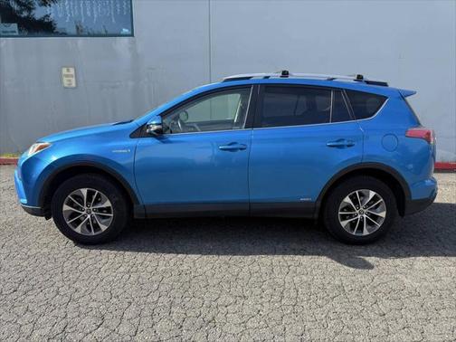 2018 Toyota RAV4 Hybrid XLE