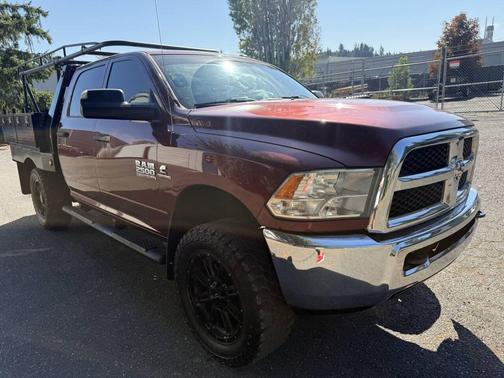 2018 RAM 2500 Tradesman Crew Cab 4x4 6'4' Box