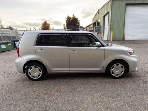 2011 Scion xB Release Series 8.0