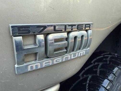 2004 Dodge Ram 1500 SLT Quad Cab