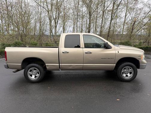 2004 Dodge Ram 1500 SLT Quad Cab