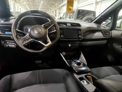 2020 Nissan Leaf SV 40 kWh
