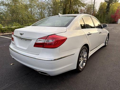 2012 Hyundai Genesis 4.6
