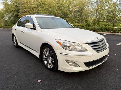 2012 Hyundai Genesis 4.6