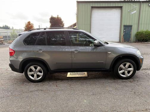 2009 BMW X5 xDrive30i