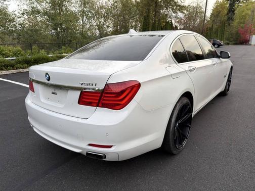 2010 BMW 750 i xDrive
