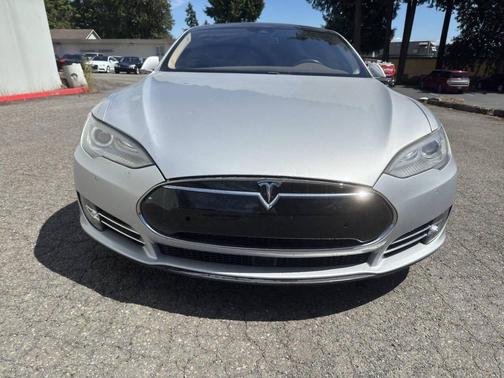2015 Tesla Model S P85D