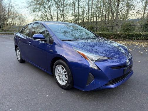 2016 Toyota Prius Two