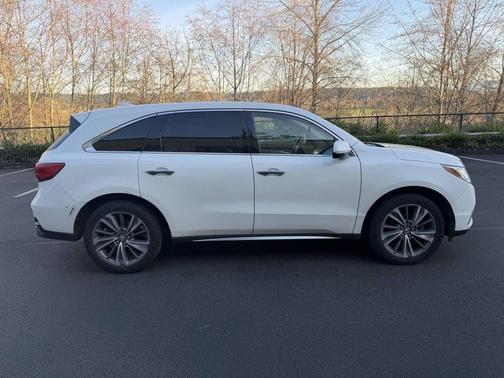 2017 Acura MDX 3.5L w/Technology Package