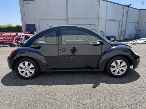2010 Volkswagen New Beetle 2.5L