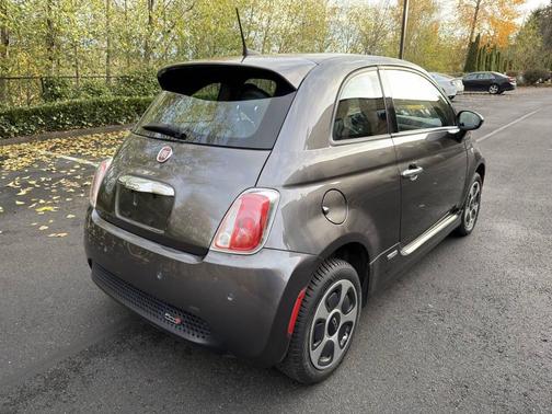 2016 FIAT 500e Battery Electric