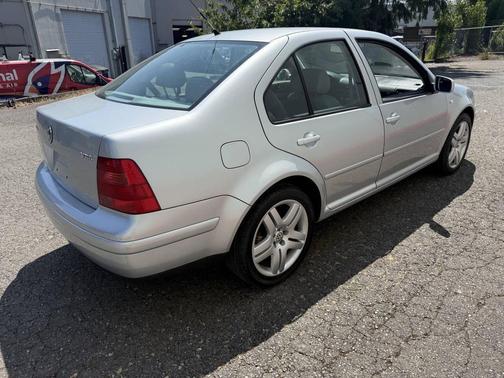 2002 Volkswagen Jetta GLX VR6