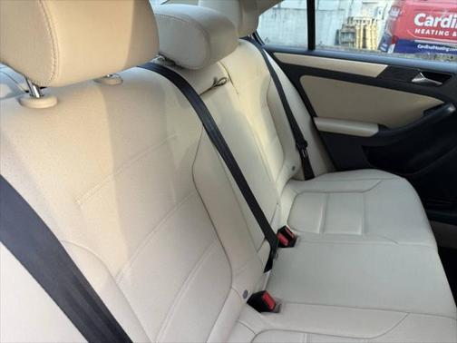 2011 Volkswagen Jetta SE