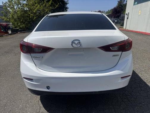 2015 Mazda Mazda3 i Sport