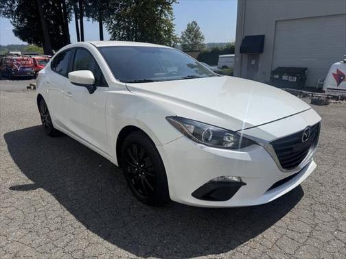 2015 Mazda Mazda3 i Sport