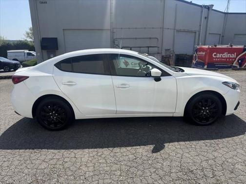 2015 Mazda Mazda3 i Sport