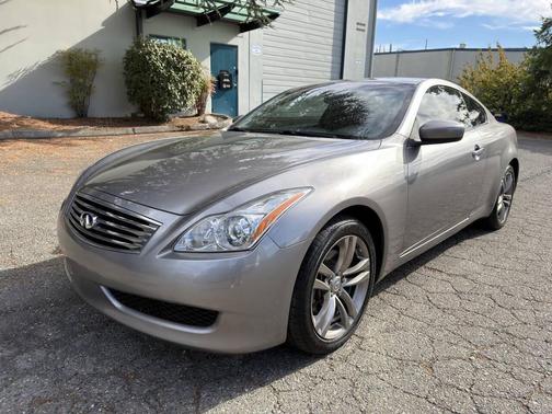 2009 INFINITI G37x Base