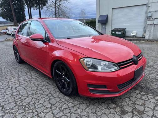 2017 Volkswagen Golf TSI S 4-Door