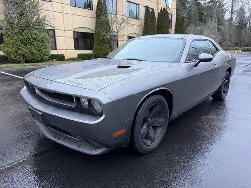 2012 Dodge Challenger SXT