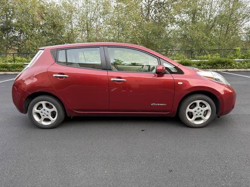 2012 Nissan Leaf SL