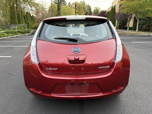 2012 Nissan Leaf SL