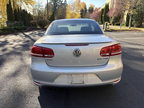 2012 Volkswagen Eos Lux