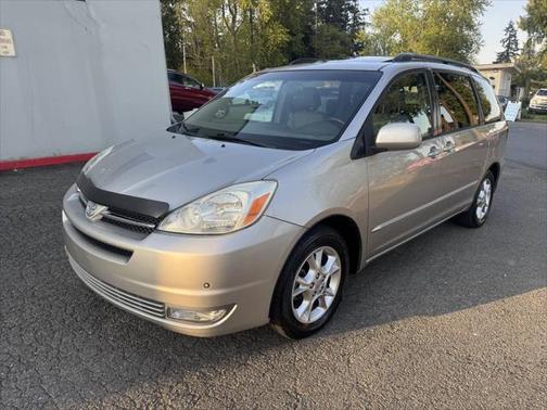 2005 Toyota Sienna XLE