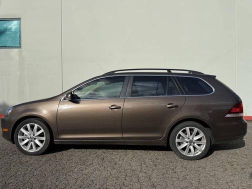 2012 Volkswagen Jetta SportWagen TDI