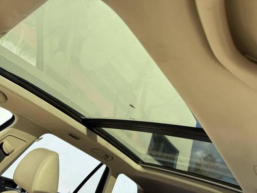 2012 Volkswagen Jetta SportWagen TDI