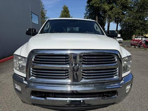 2014 RAM 2500 SLT 4x4 4dr Crew Cab 8 ft. LB Pickup