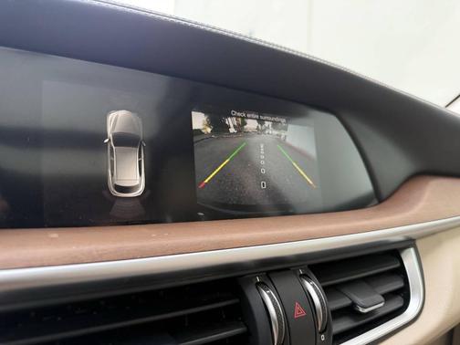 2018 Alfa Romeo Stelvio Ti Lusso