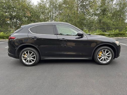 2018 Alfa Romeo Stelvio Ti Lusso
