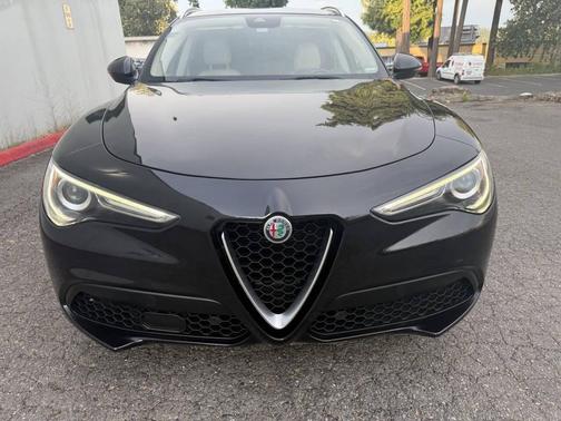 2018 Alfa Romeo Stelvio Ti Lusso