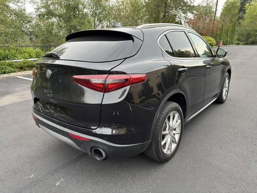 2018 Alfa Romeo Stelvio Ti Lusso