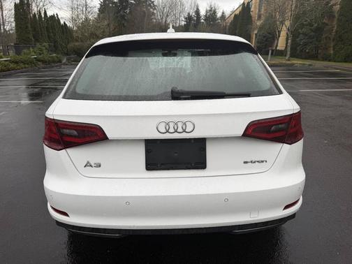 2016 Audi A3 e-tron 1.4T Premium