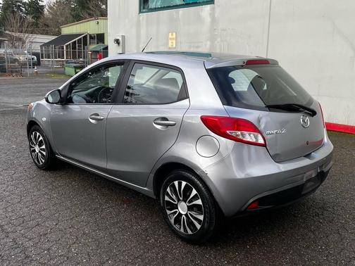 2013 Mazda Mazda2 Sport