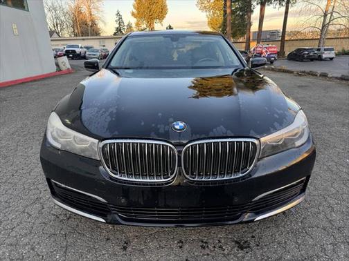2016 BMW 740 740i 4dr Sedan